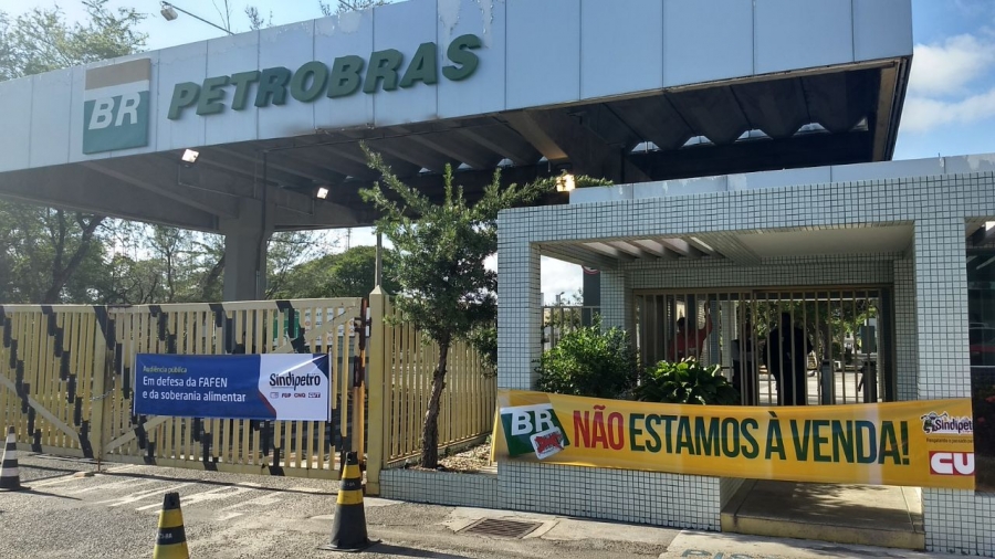 Resultado de imagem para Petrobras na Bahia